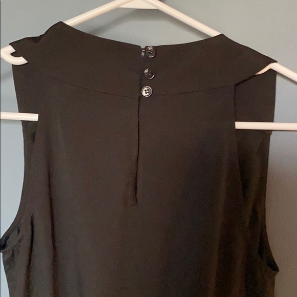 Like New BCBGMaxAzria Romper - XXS - Picture 5 of 6